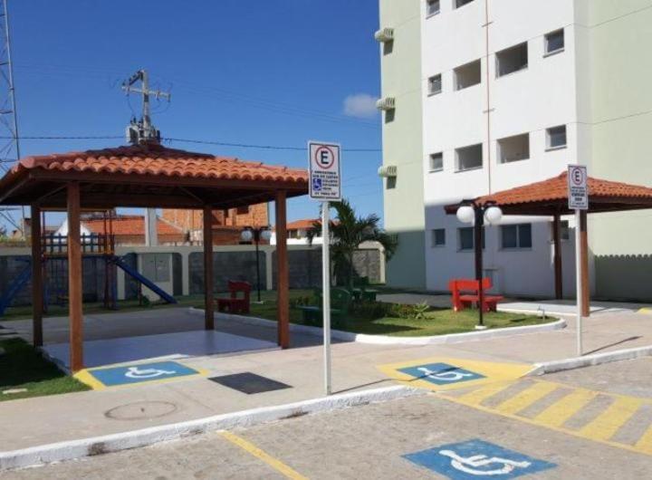 Bem Centralizado E Aconchegante Em *