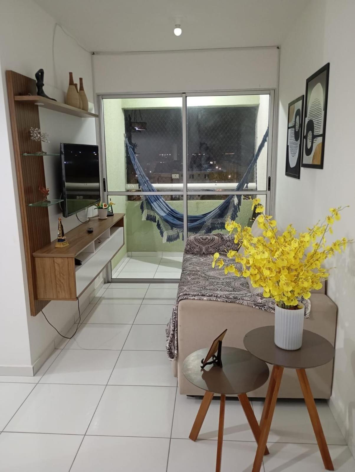 Apartamento Bem Centralizado E Aconchegante Em *
